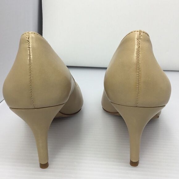 Vince Camuto Bellis Pointy Toe Pump (A13) - Picture 5 of 8